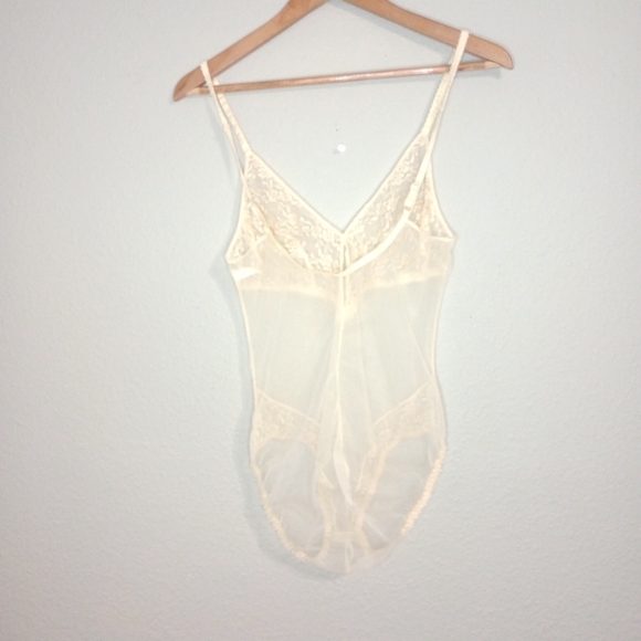 Vintage 80s lace trim sheer teddy - Picture 2 of 13